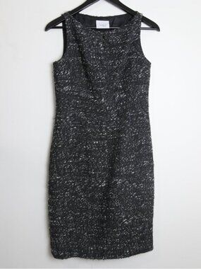 Akris‎ Punto V-neck Knee-Length Gray Tweed Wool Sheath Dress Women's Size 6